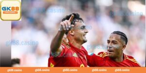 U21 Tây Ban Nha ăn mừng sau chiến thắng 3-2 trước Slovakia